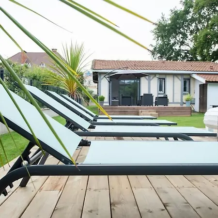 Maison Individuelle Avec Piscine Privative. * Saint-Médard-en-Jalles