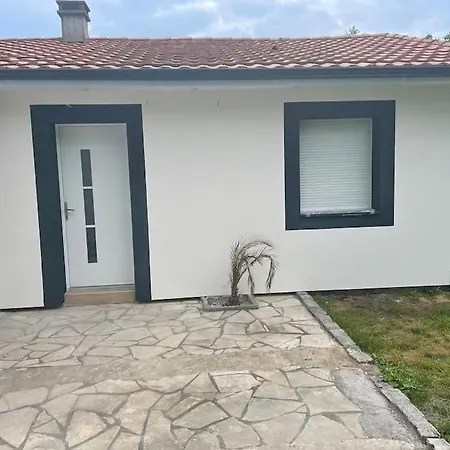 Maison Individuelle Avec Piscine Privative. Willa *